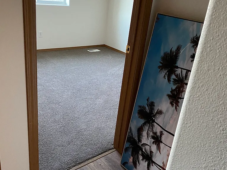 1622 E Coeur D Alene Ave — Photo 3
