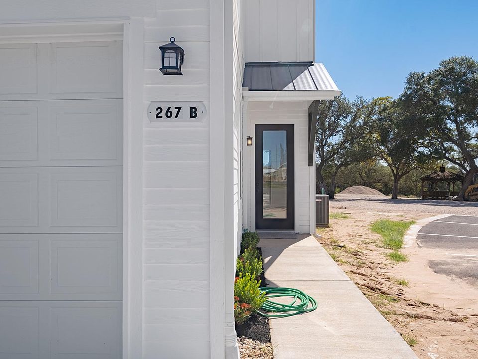 Townhome / Condo FOR RENT