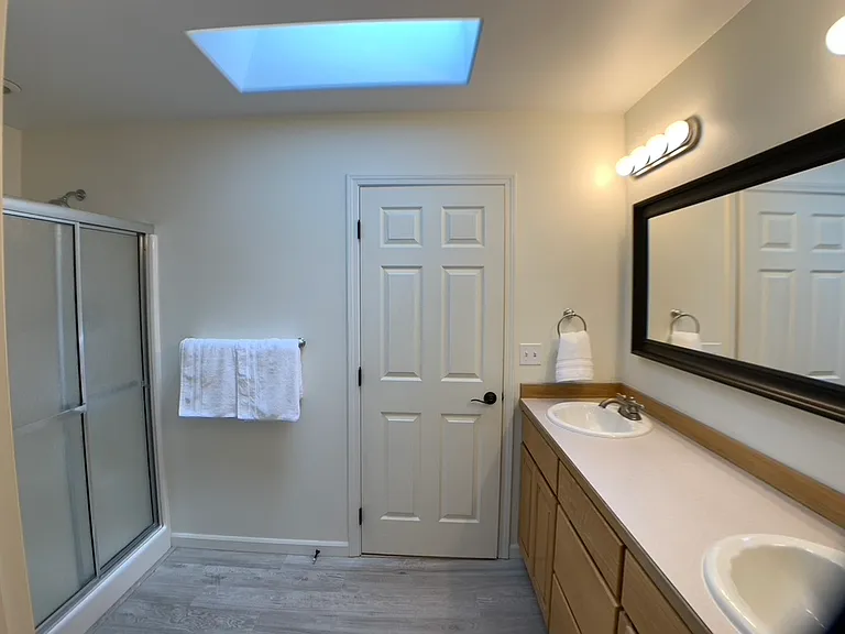 1702 SE Karena Ct — Photo 14