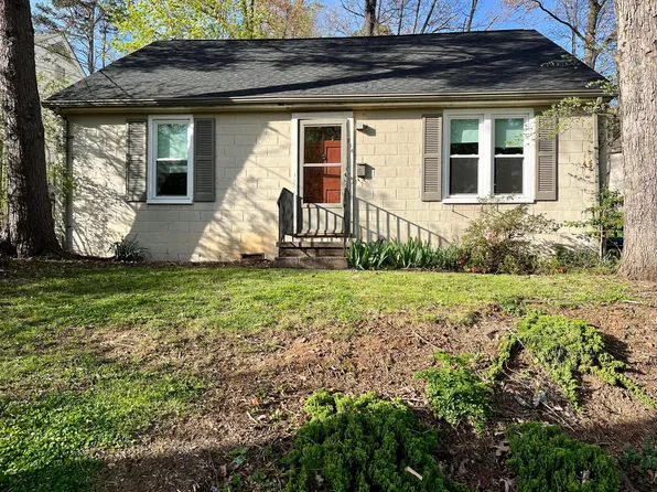 214 Shamrock Rd, Charlottesville, VA 22903