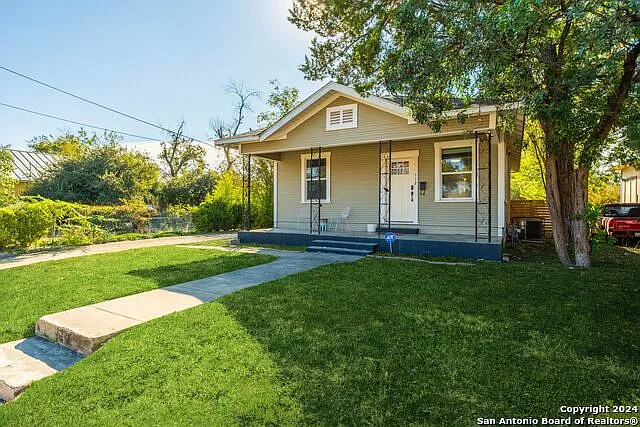 112 Harding Pl — Photo 3