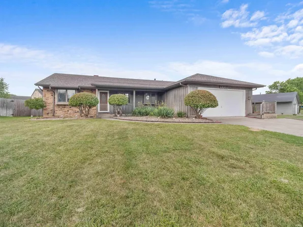 7707 Bridgewater Dr, Fort Wayne, IN 46825