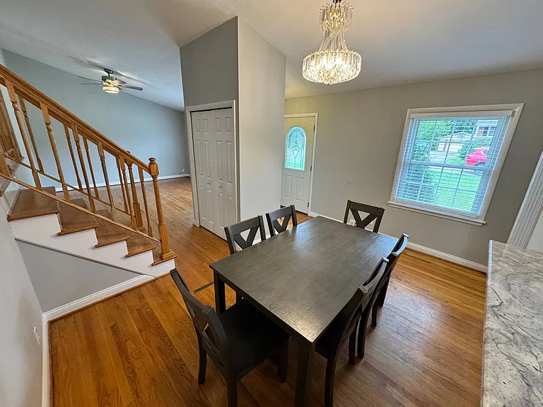 8016 Broadfern Dr — Photo 8