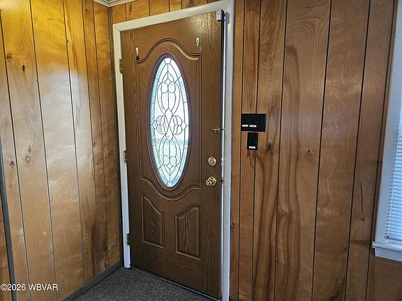 4th image of 222 Green St