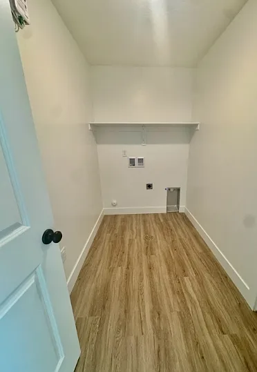 5715 S Weehawken Ln — Photo 7