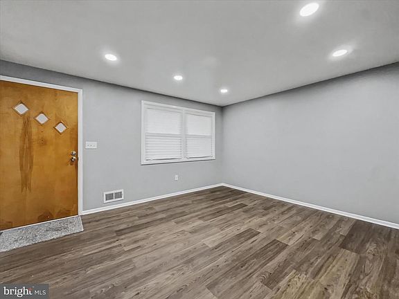 3rd image of 3 Haley Rd