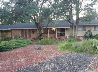 8950 Brentwood Way, Redding, CA 96002