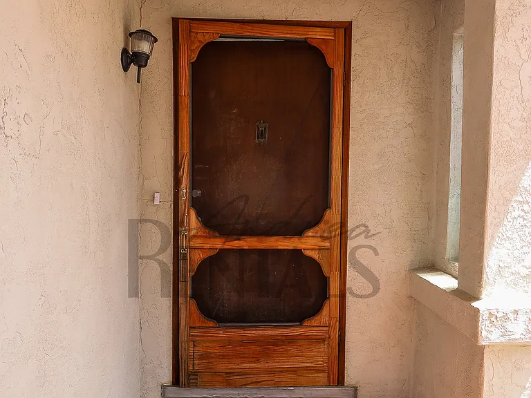 5363 Shafter Ave — Photo 2