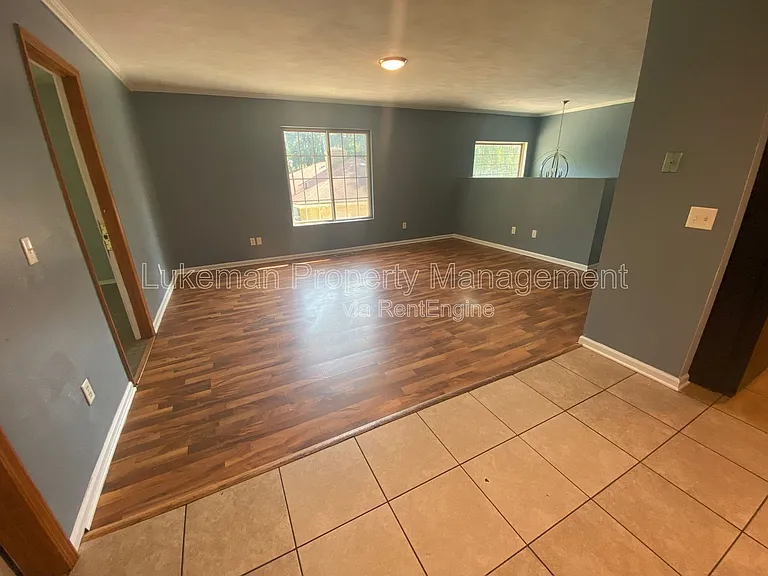 1201 Lafayette Ave — Photo 3