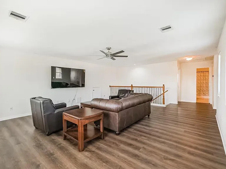 18607 Shavano Ct — Photo 8