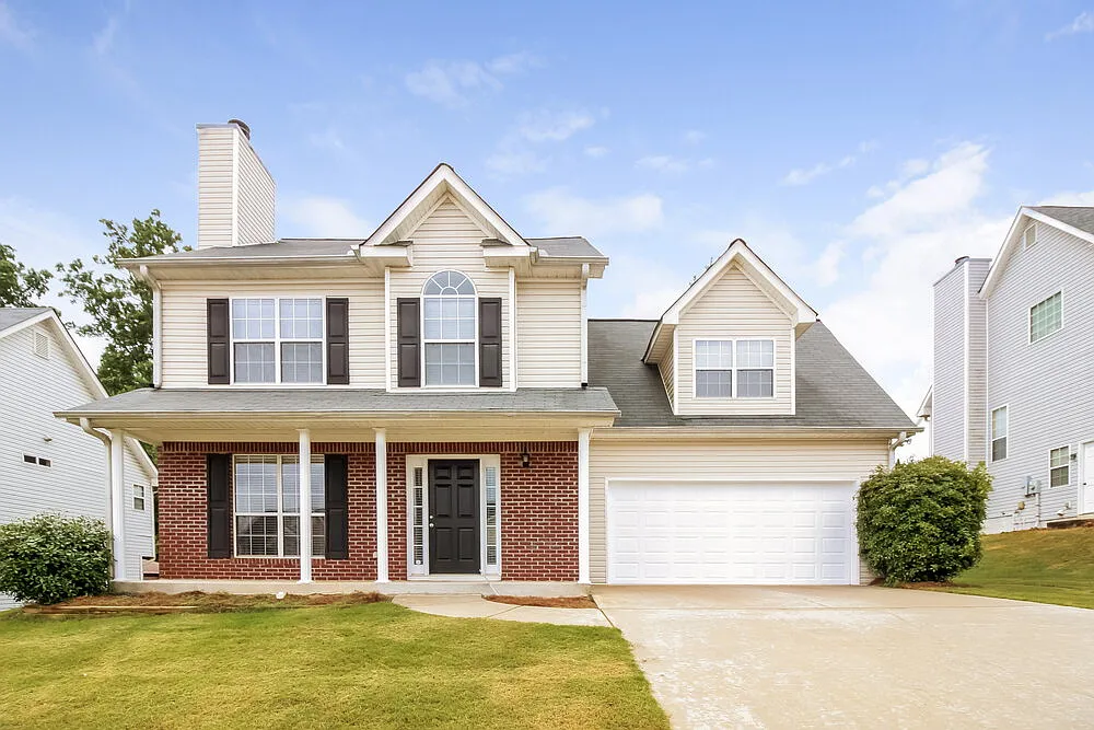 4 bed, 2.5 bath, 1967 sqft, $3,670 — Photo 1