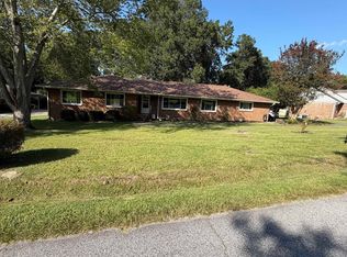 2307 Brookside Dr, Newberry, SC 29108