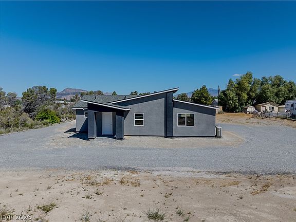 2nd image of 1670 W Windsong Ln