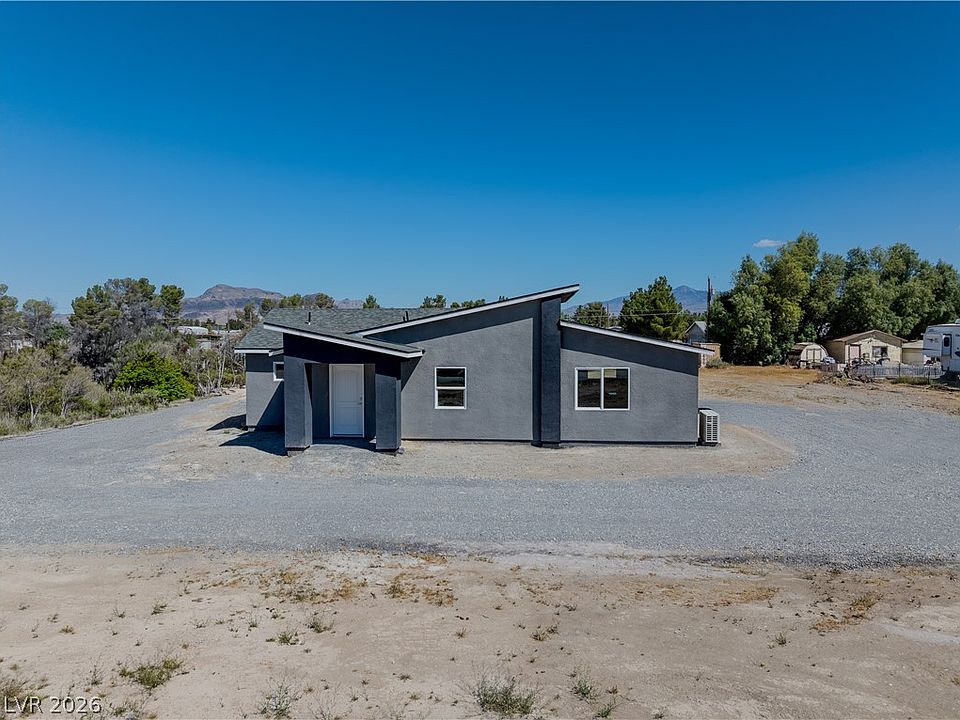 1st image of 1670 W Windsong Ln