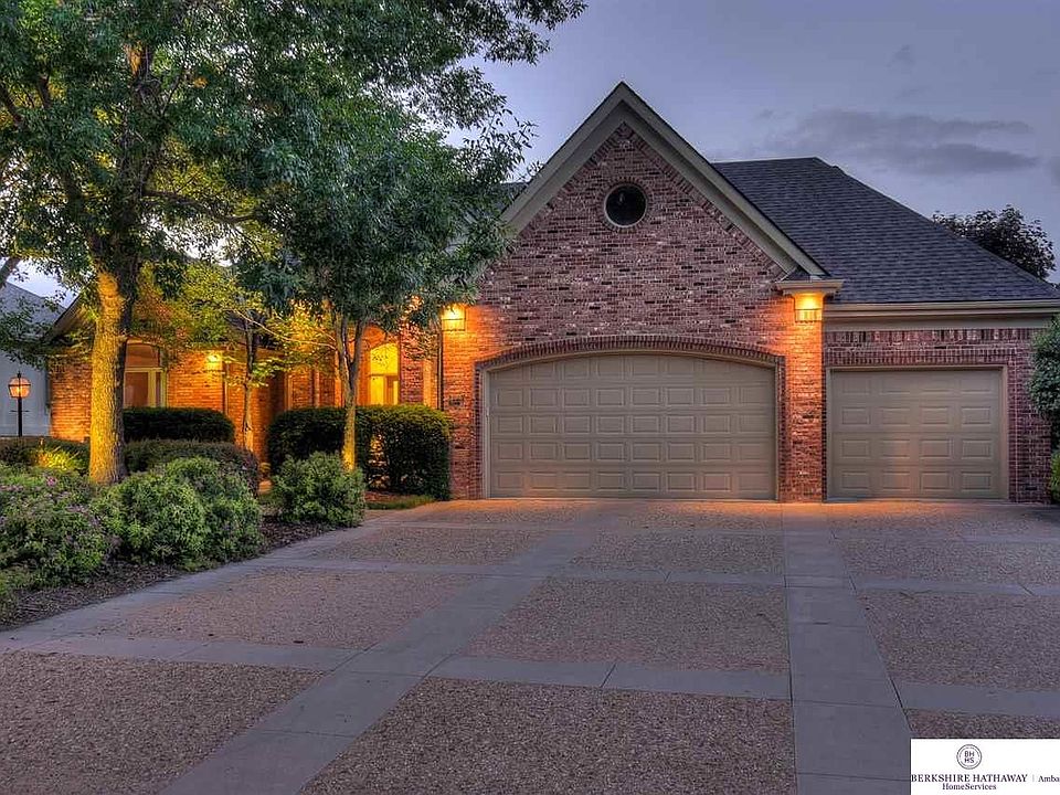 1st image of 2447 S 191st Cir