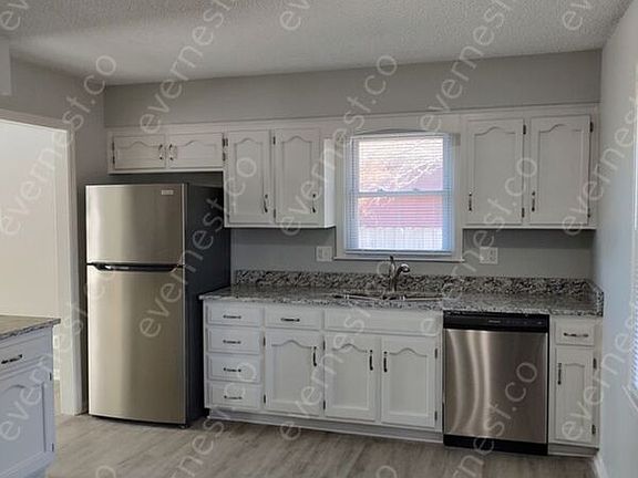 2nd image of 7600 E 133rd Ter