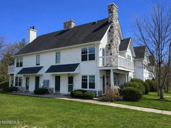 94 Des Moines Court, Tinton Falls, NJ 07712