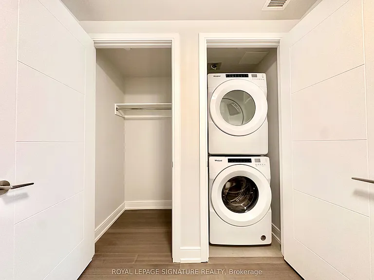 664 Spadina Ave #210 — Photo 8
