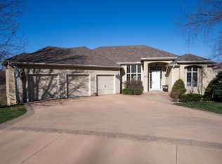 1801 Burning Tree Dr, Lawrence, KS 66047