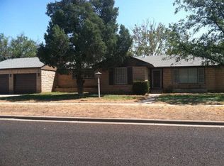 900 NW 7th St, Andrews, TX 79714