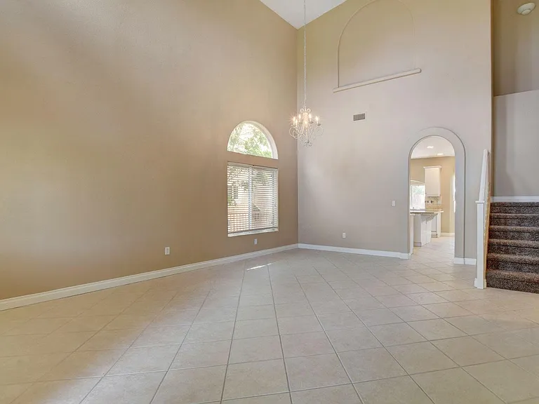469 Annotto Bay St — Photo 7