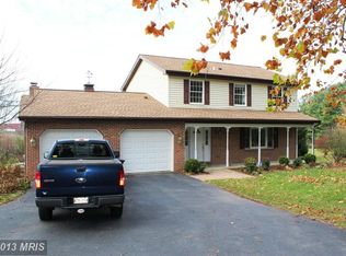 10634 Trotter Dr, Hagerstown, MD 21742