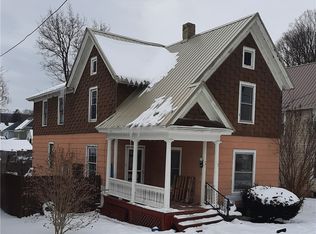 43 Grove St, Ilion, NY 13357