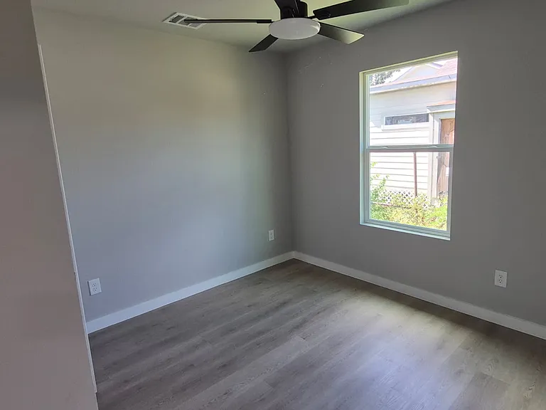 7909 Ford St #4 — Photo 12