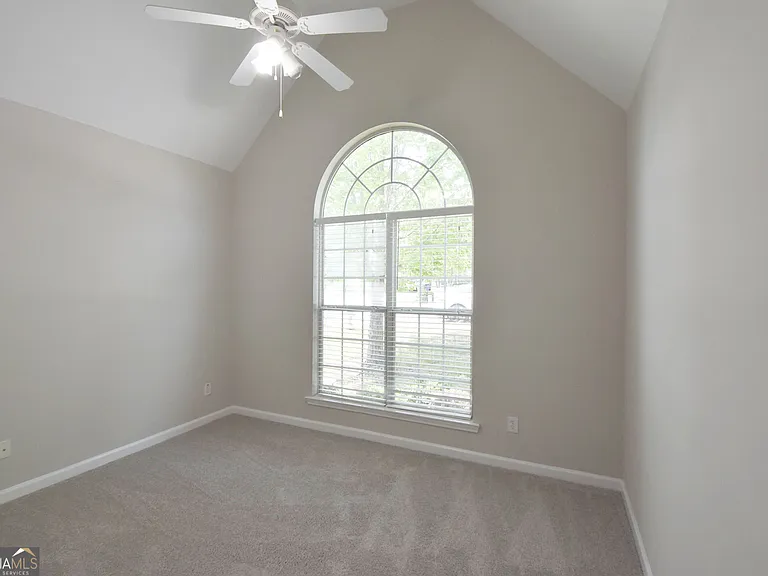 208 Turnbridge Cir — Photo 5