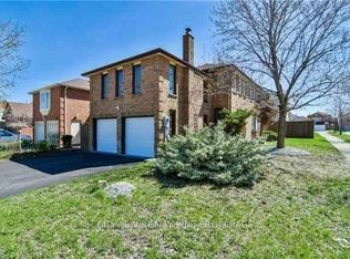 157 Lech Walesa Dr #BASEMENT, Mississauga, ON L5B 3G9