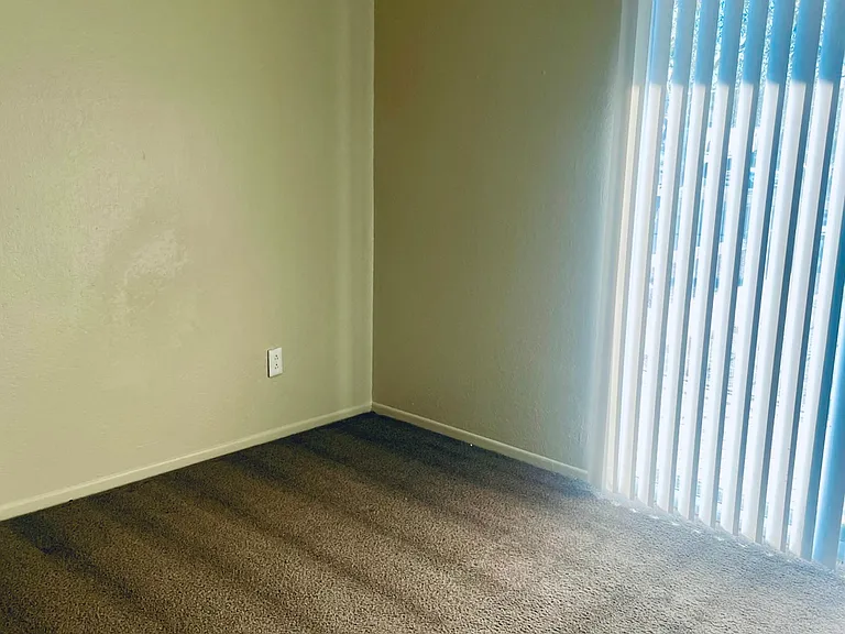 2846 E Kathleen Rd #103 — Photo 5