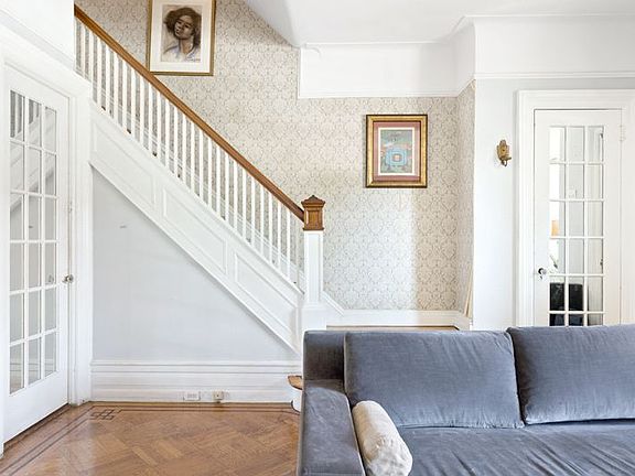 4th image of 172 Crown Street