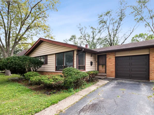 3407 Hickory Ln, Hazel Crest, IL 60429