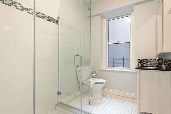 Sold by Compass | media 9