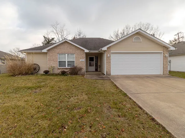 1606 Typhoon Dr, Columbia, MO 65202