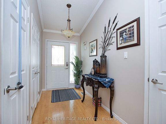 4th image of 203 Wilmot Trl