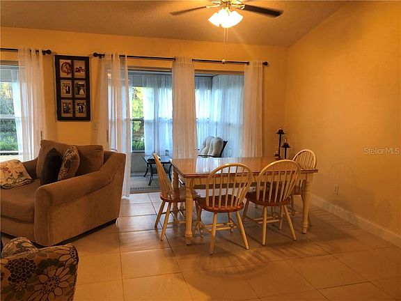 3rd image of 1006 Hardwood Dr