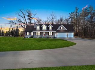 N6009 Rendezvous Rd, Luxemburg, WI 54217