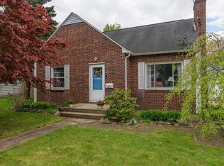 2022 Paddington Rd, Kalamazoo, MI 49001