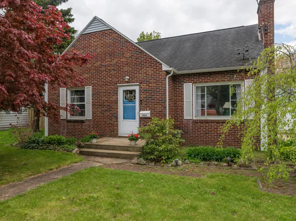 2022 Paddington Rd, Kalamazoo, MI 49001