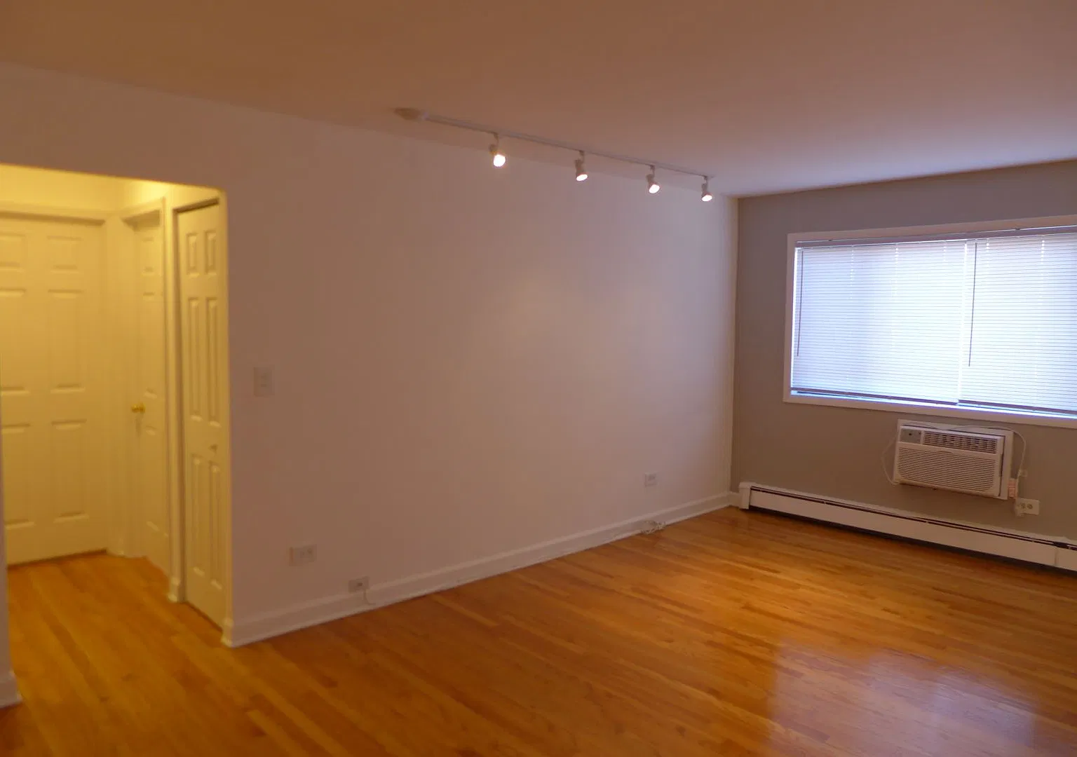 5300 Sheridan — Photo 3
