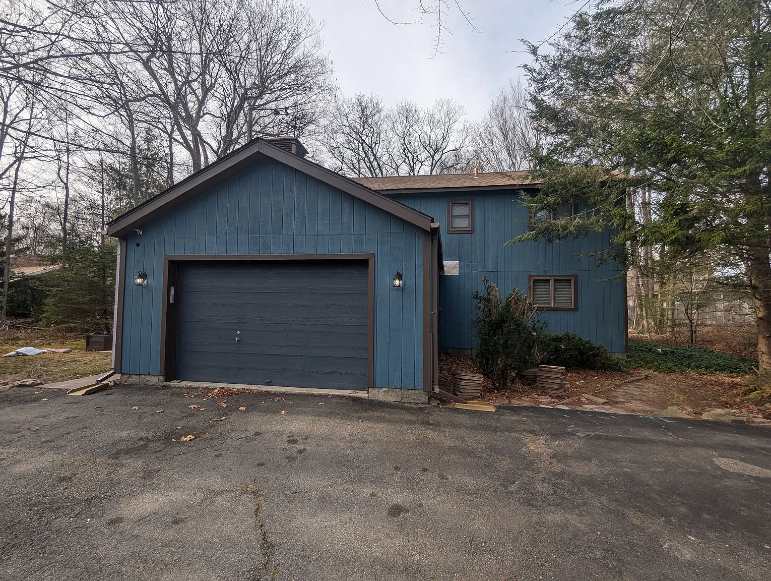 1279 Kilmer Rd photo 1