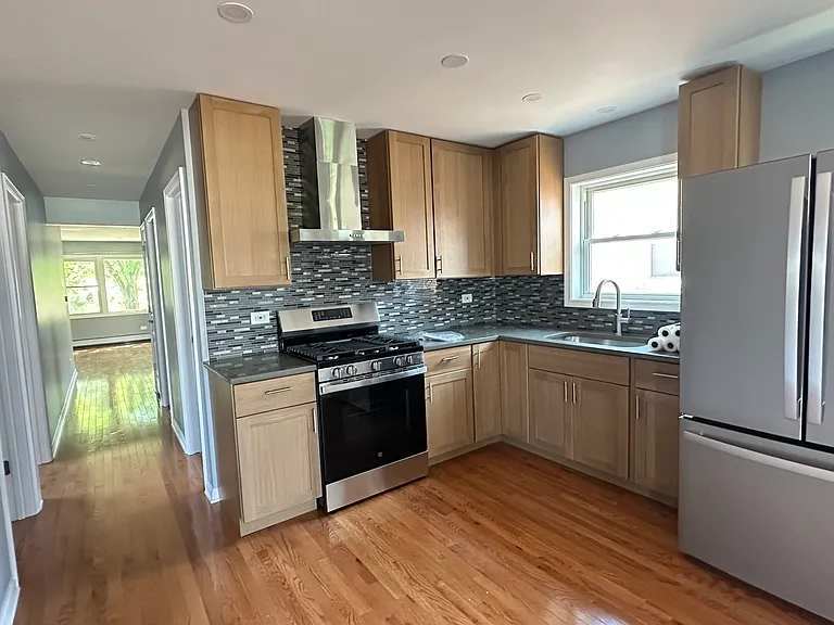 5404 N Central Ave #2 — Photo 16