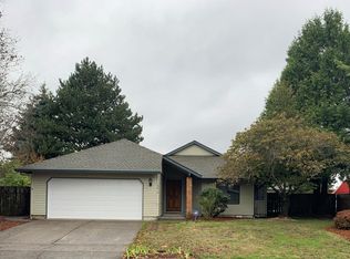 15012 SE Sun Park Dr, Vancouver, WA 98683