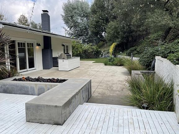 3rd image of 3325 Alana Dr