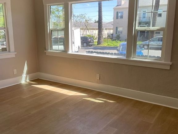 4th image of 1463 Chestnut Ave #1463