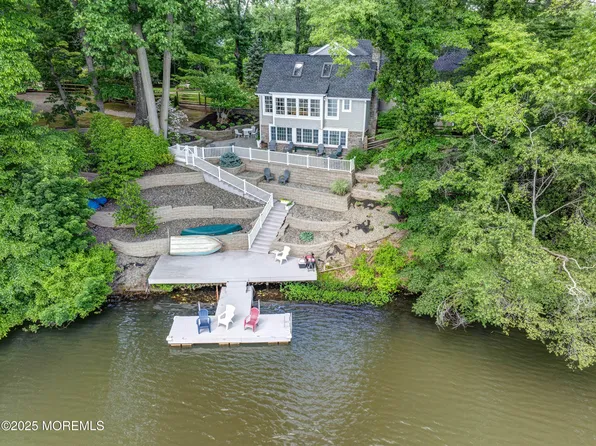 1 Beechwood Terrace, Matawan, NJ 07747