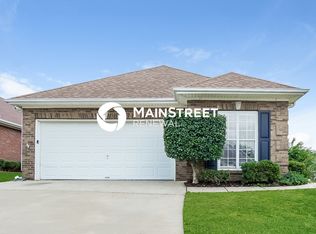 4742 Longmeadow Dr, Bessemer, AL 35022