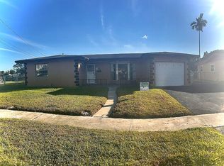 3650 NW 27th St, Lauderdale Lakes, FL 33311