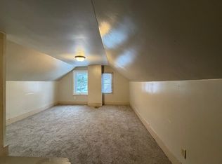 611 Chestnut St, Dubuque, IA 52001